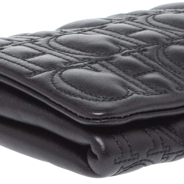 Pre Owned Carolina Herrera Black Monogram Leather Jerry Chain Clutch 