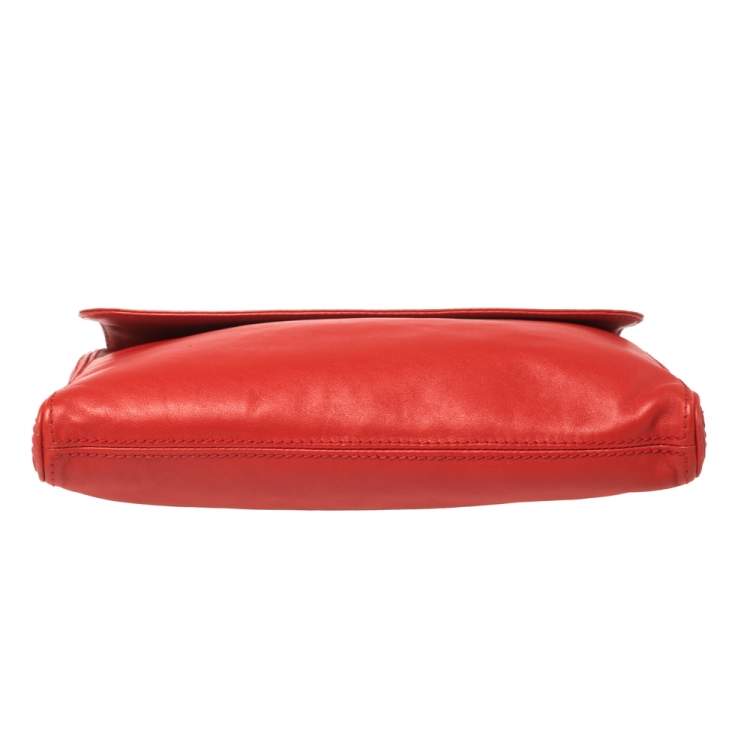 Pre Owned Carolina Herrera Crimson Red Leather Flap Chain Shoulder Bag