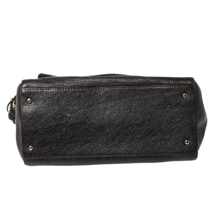 Pre Owned Carolina Herrera Black Leather Flap Tassel Top Handle Bag