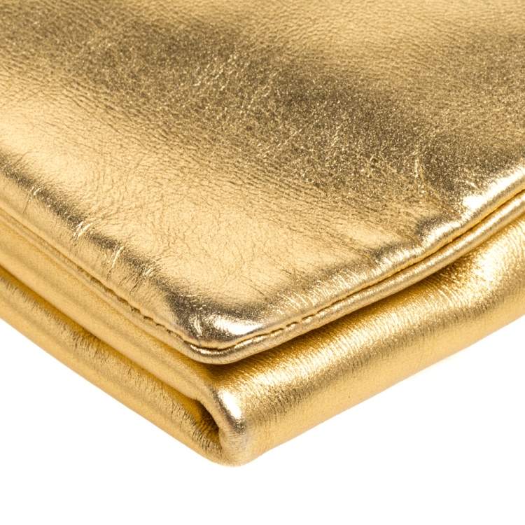 Pre Owned Carolina Herrera Gold Leather Flap Logo Clutch