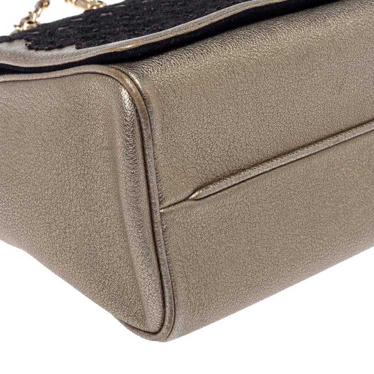 Pre Owned Carolina Herrera Light Gold Floral Embroidered Leather Flap Chain Shoulder Bag