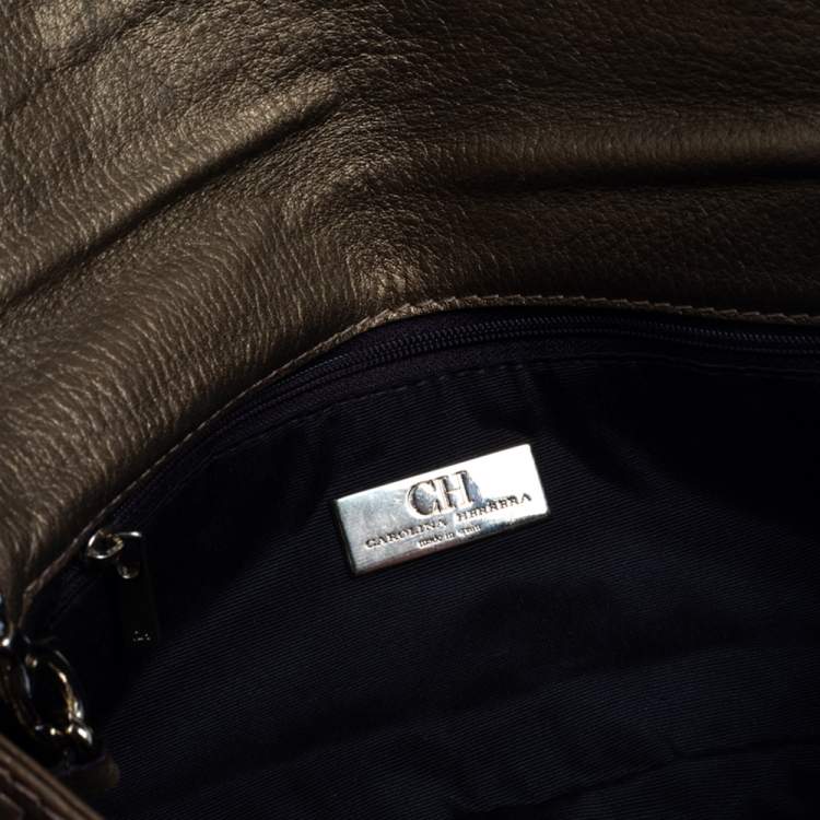 Pre Owned Carolina Herrera Gold Monogram Embossed Leather Bow Chain Clutch