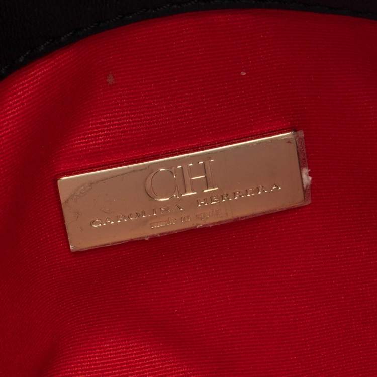 Pre Owned Carolina Herrera Black Quilted Leather Flap Chain Shoulder Bag