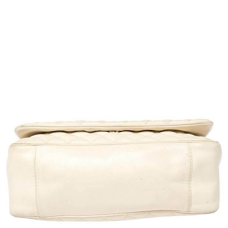 Pre Owned Carolina Herrera Off White Quilted Leather Flap Crossbody Bag