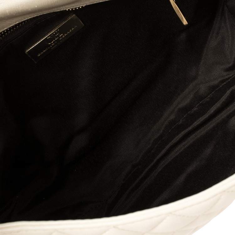 Pre Owned Carolina Herrera Off White Quilted Leather Flap Crossbody Bag