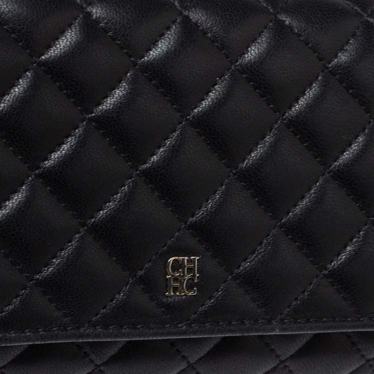 Pre Owned Carolina Herrera Black Quilted Leather Flap Wallet