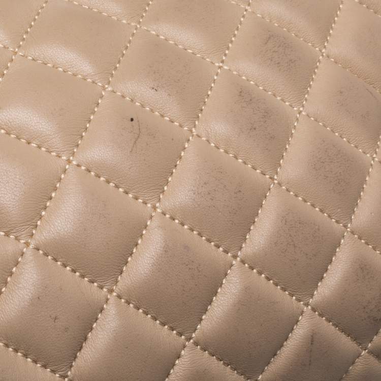 Pre Owned Carolina Herrera Beige/Black Quilted Leather Flap Shoulder Bag