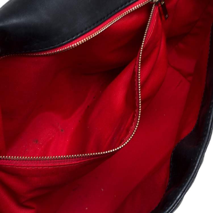 Pre Owned Carolina Herrera Black Quilted Leather Flap Chain Shoulder Bag