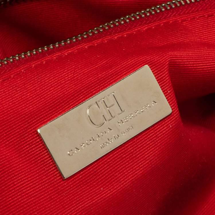 Pre Owned Carolina Herrera Gold Quilted Leather Flap Chain Shoulder Bag