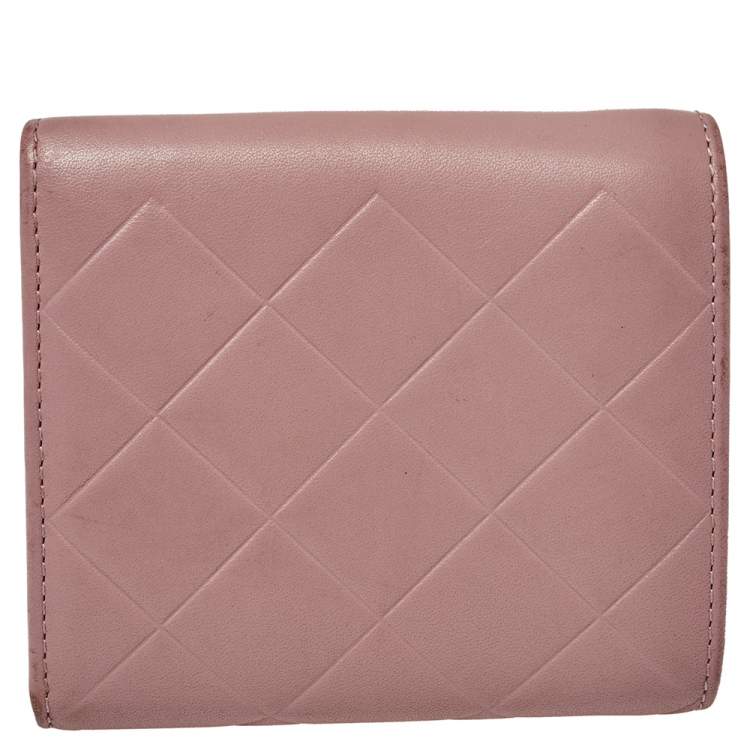Pre Owned Carolina Herrera Nude Pink Quilted Leather Logo Flap Trifold Wallet