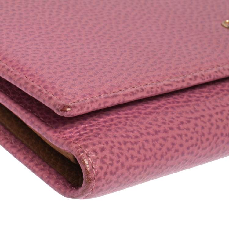 Pre Owned Carolina Herrera Pink Leather Flap Continental Wallet