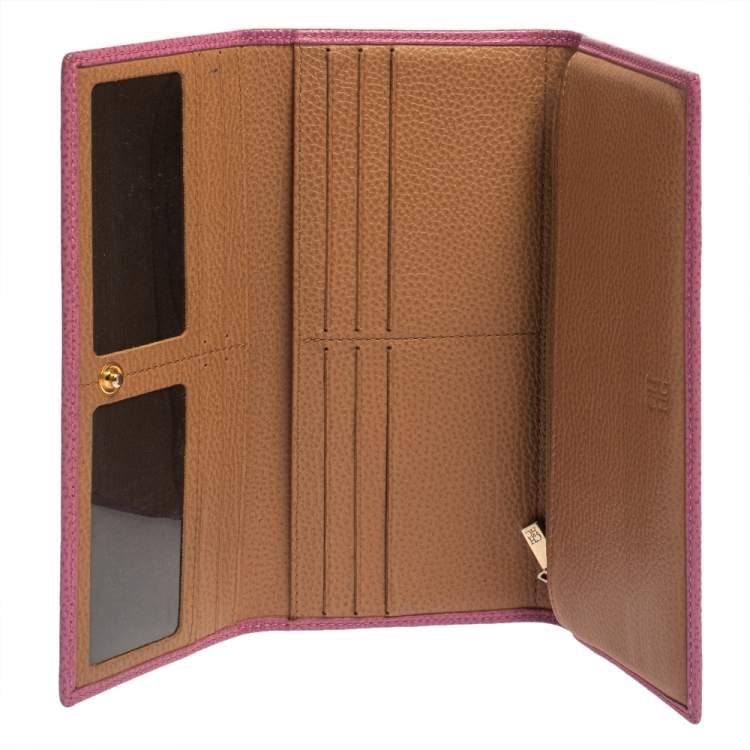 Pre Owned Carolina Herrera Pink Leather Flap Continental Wallet