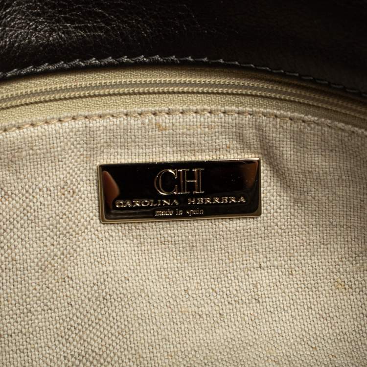 Pre Owned Carolina Herrera Metallic Leather Envelope Clutch