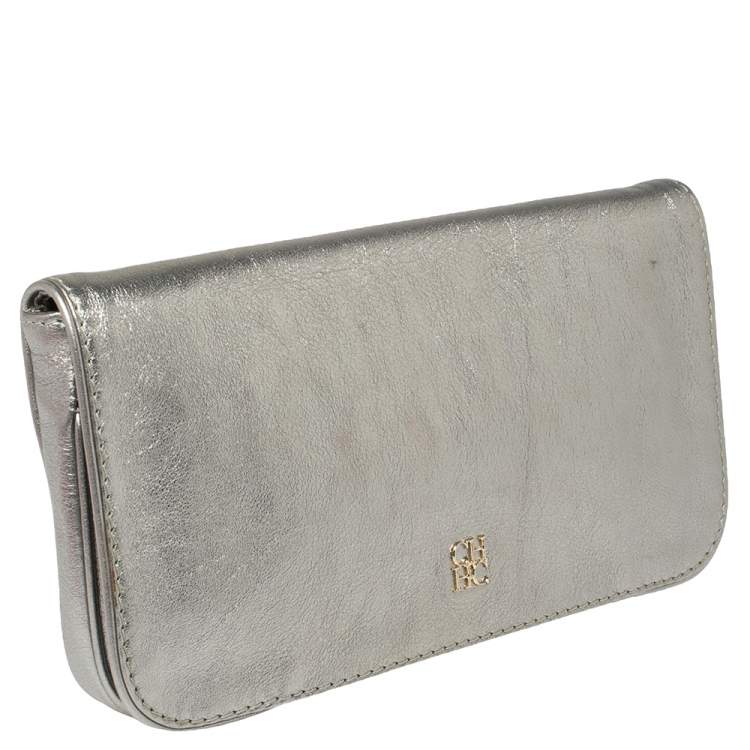 Pre Owned Carolina Herrera Metallic Silver Leather Flap Clutch