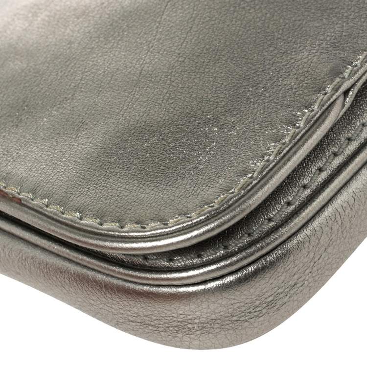 Pre Owned Carolina Herrera Metallic Silver Leather Flap Clutch