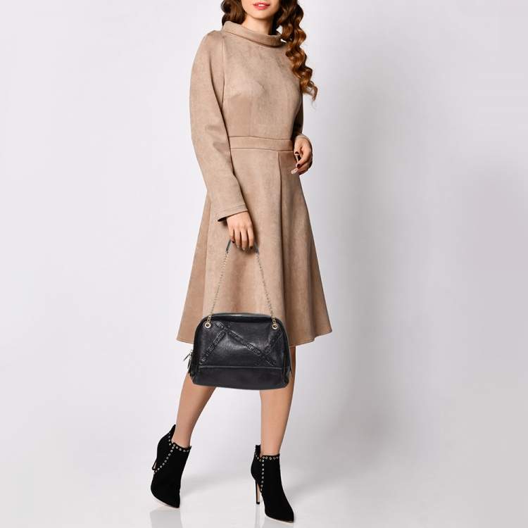 Pre Owned Carolina Herrera Black Leather and Suede Embossed Logo Shoulder Bag