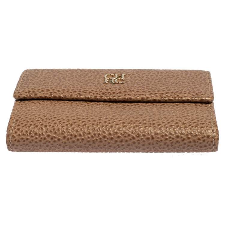 Pre Owned Carolina Herrera Beige Grained Leather Compact Wallet