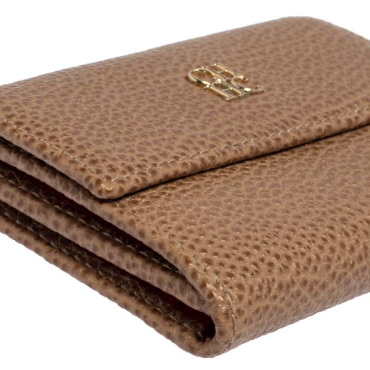 Pre Owned Carolina Herrera Beige Grained Leather Compact Wallet