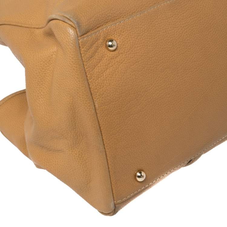 Pre Owned Carolina Herrera Tan Grained Leather Matteo Tote