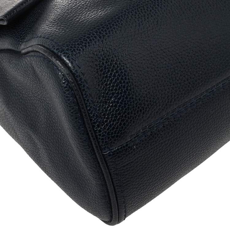 Pre Owned Carolina Herrera Navy Blue Leather Minueto Flap Bag