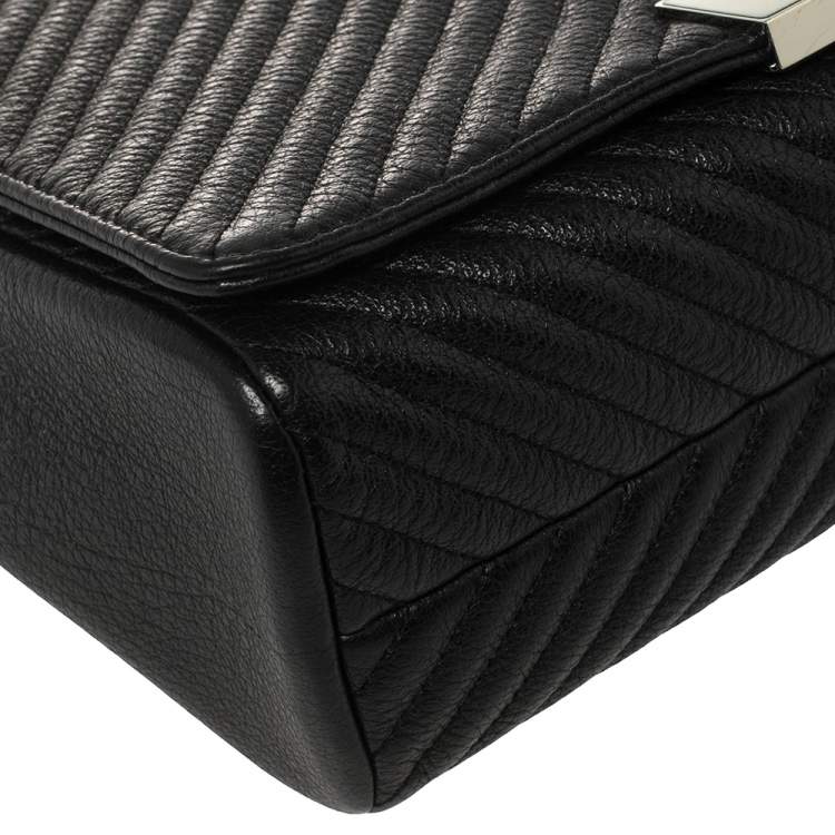 Pre Owned Carolina Herrera Black Chevron Leather Bimba Flap Bag