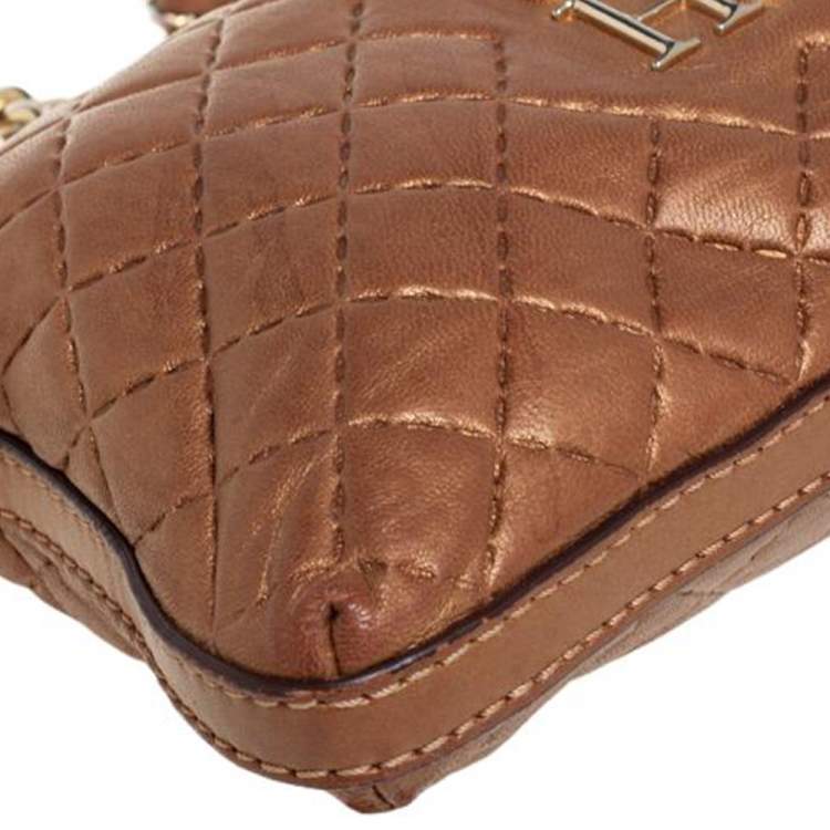 Pre Owned Carolina Herrera Metallic Beige Leather Chain Shoulder Bag