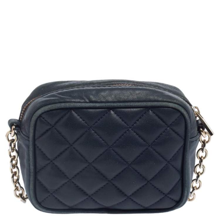 Pre Owned Carolina Herrera Blue Quilted Leather Chain Crossbody Bag