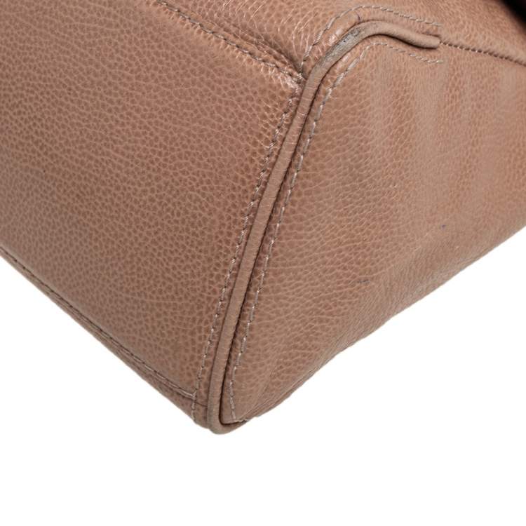Pre Owned Carolina Herrera Beige Leather Minuetto Top Handle Bag