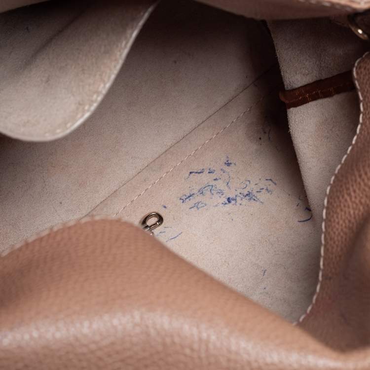 Pre Owned Carolina Herrera Beige Leather Minuetto Top Handle Bag