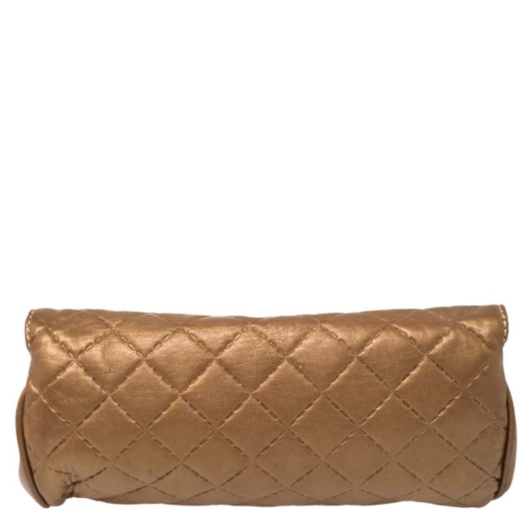 Pre Owned Carolina Herrera Metallic Beige Quilted Leather Flap Clutch