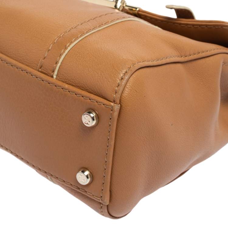 Pre Owned Carolina Herrera Tan Leather Small Top Handle Bag 