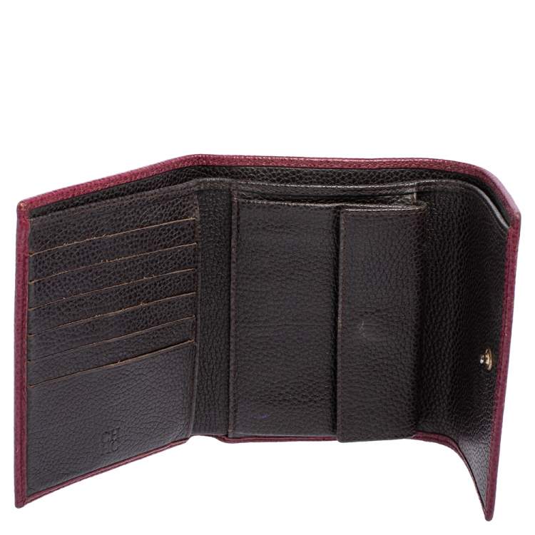 Pre Owned Carolina Herrera Burgundy Grained Leather Trifold Wallet