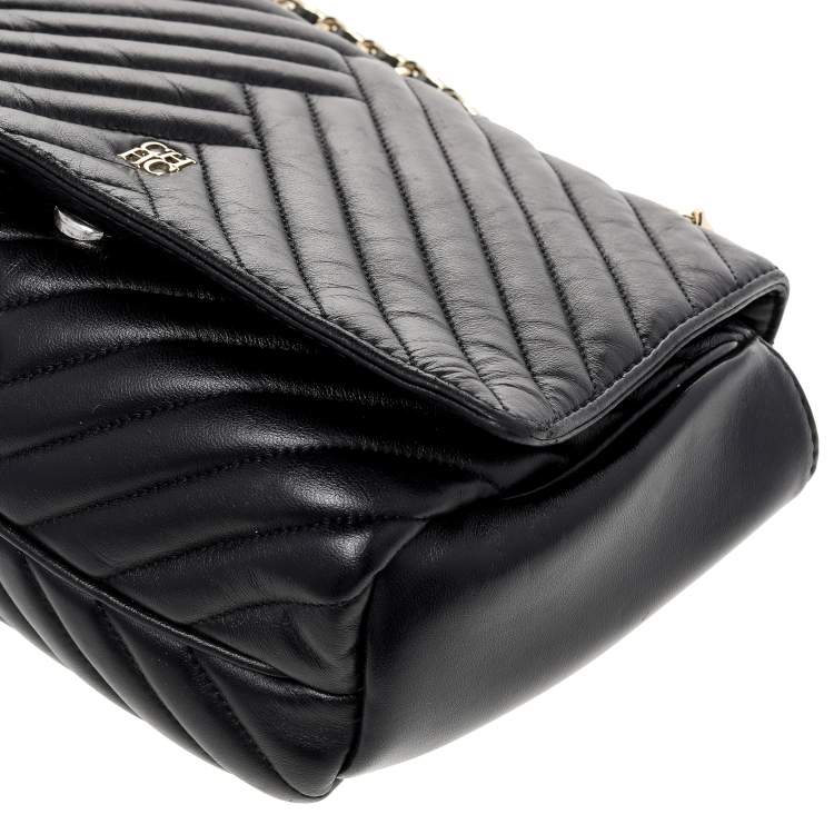 Pre Owned Carolina Herrera Black Quilted Leather Flap Shoulder Bag