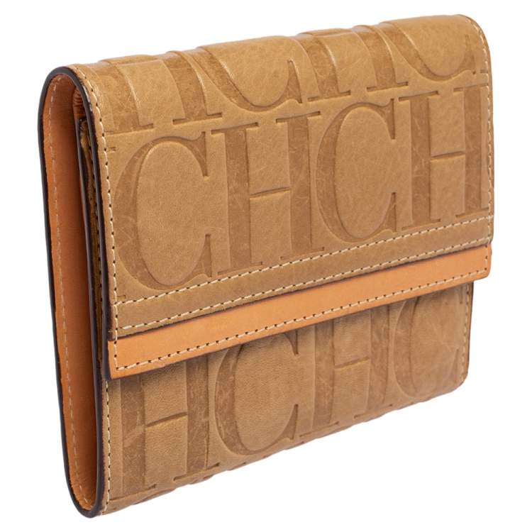 مملوكة مسبقًا Carolina Herrera Beige Monogram Leather Trifold Wallet
