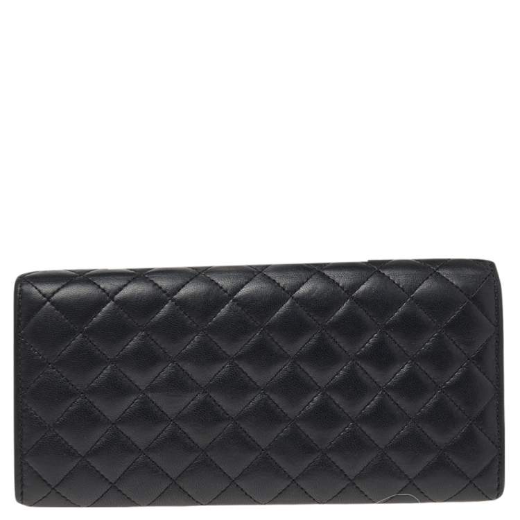Pre Owned Carolina Herrera Black Quilted Leather Flap Wallet