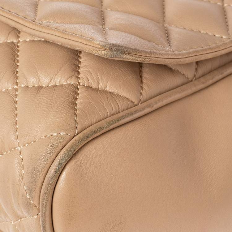Pre Owned Carolina Herrera Beige Quilted Leather Chain Shoulder Bag