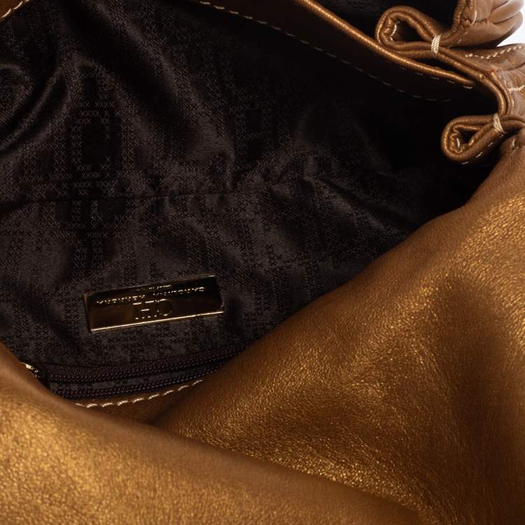 Pre Owned Carolina Herrera Metallic Gold Quilted Leather Clutch