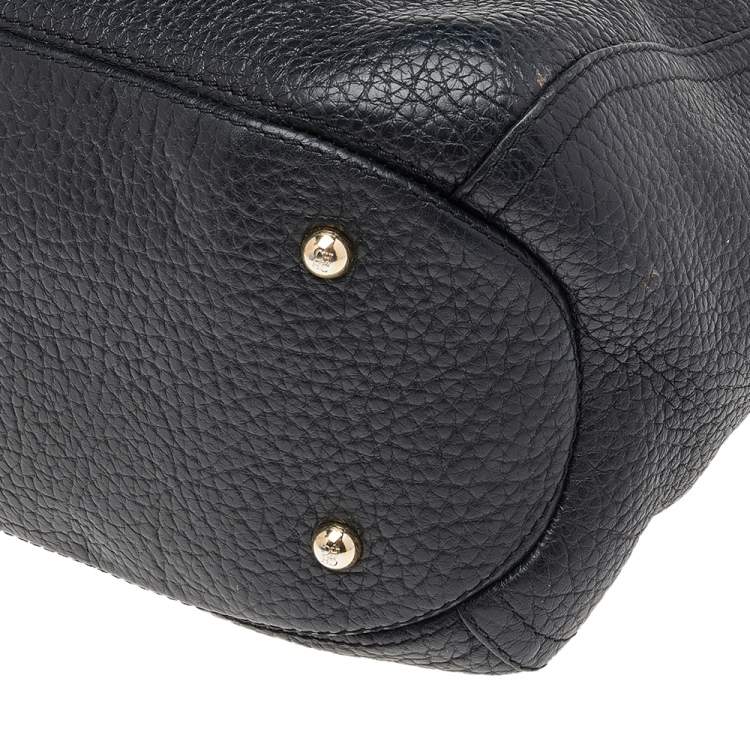 Pre Owned Carolina Herrera Black Pebbled Leather Chain Shoulder Bag