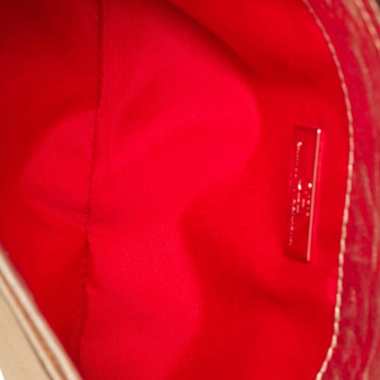 Pre Owned Carolina Herrera Metallic Gold Leather Flap Chain Clutch