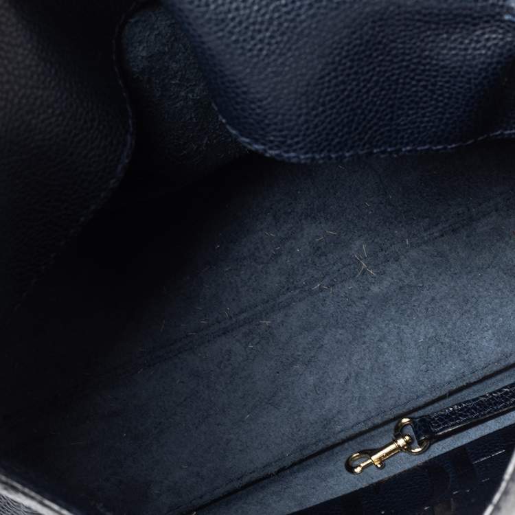 Pre Owned Carolina Herrera Navy Blue Leather Minueto Flap Bag
