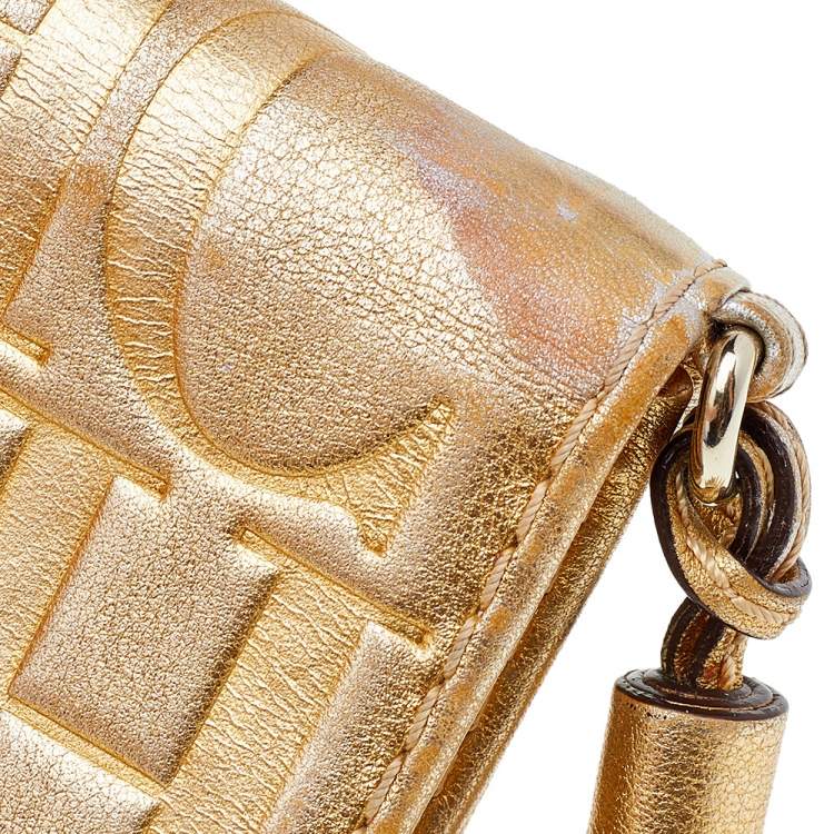 مملوكة مسبقًا Carolina Herrera Metallic Gold Monogram Leather Tassel Trifold Wallet