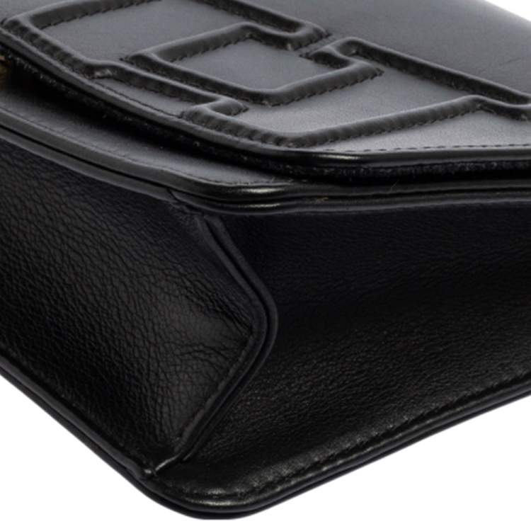 Pre Owned Carolina Herrera Black Leather Flap Shoulder Bag