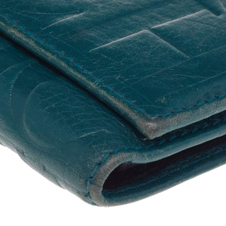 Pre Owned Carolina Herrera Green Monogram Embossed Leather Flap Continental Wallet