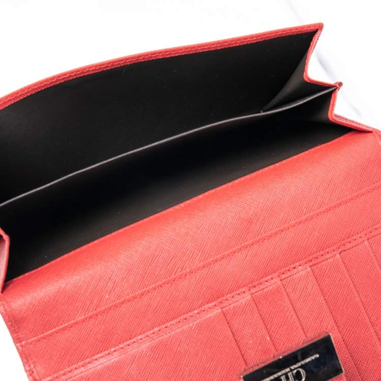 Pre Owned Carolina Herrera Red Leather Flap Continental Wallet