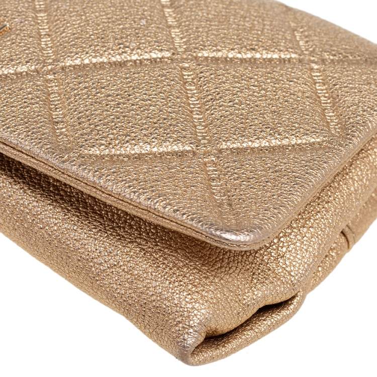 Pre Owned Carolina Herrera Metallic Gold Quilted Leather Flap Chain Shoulder Bag