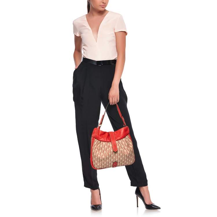 Pre Owned Carolina Herrera Red/Off White Monogram Canvas and Leather Hobo