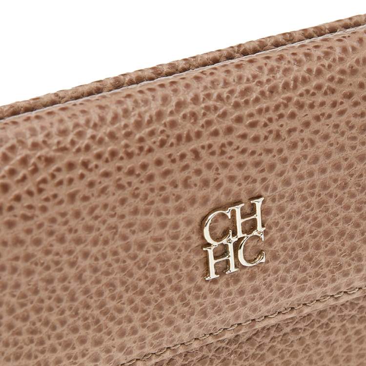 Pre Owned Carolina Herrera Beige Grained Leather Compact Wallet