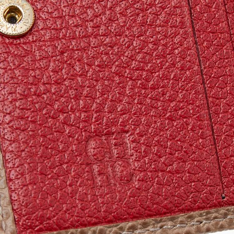 Pre Owned Carolina Herrera Beige Grained Leather Compact Wallet