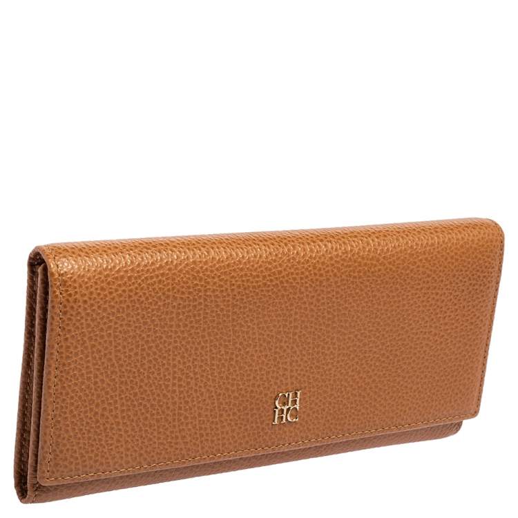 Pre Owned Carolina Herrera Tan Grained Leather Flap Continental Wallet