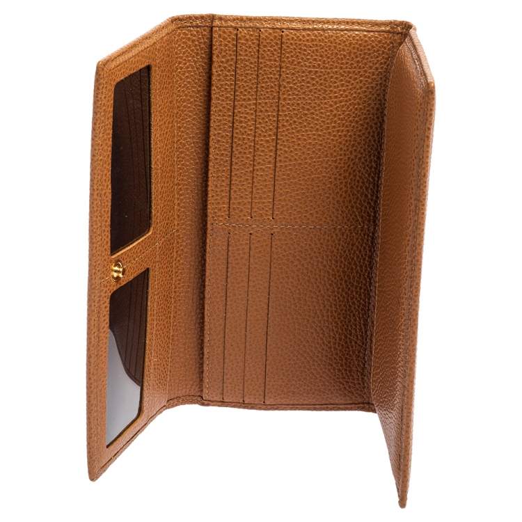 Pre Owned Carolina Herrera Tan Grained Leather Flap Continental Wallet